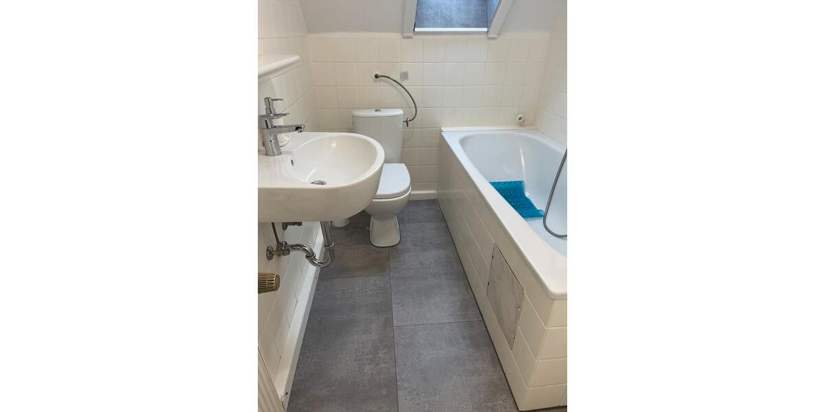 Dachgeschoßwohnung Essen Stadtbezirk V - 2 Zimmer, 50 m&sup2;, 550&euro; | Angebot:25298972