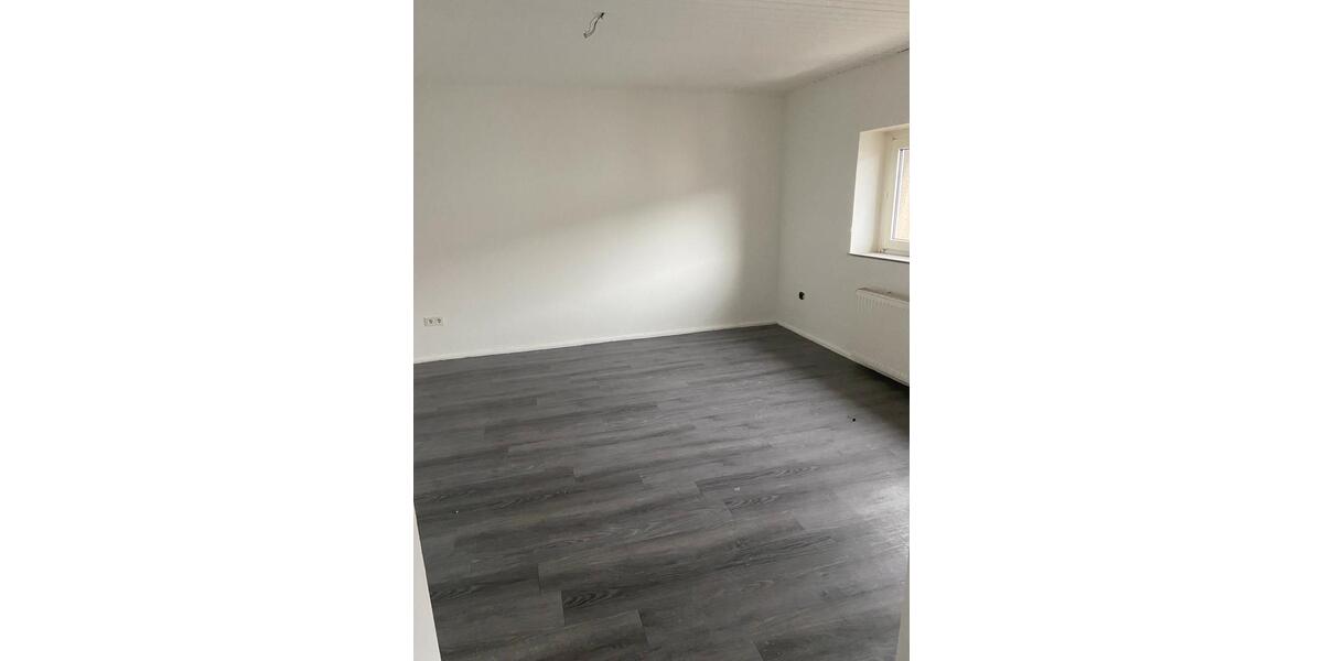 Dachgeschoßwohnung Bochum Günnigfeld - 3 Zimmer, 79 m&sup2;, 650&euro; | Angebot:25962506