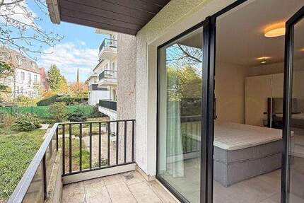 Wohnung Düsseldorf Oberkassel - 2 Zimmer, 82 m&sup2;, 1.550&euro; | Angebot:25708278