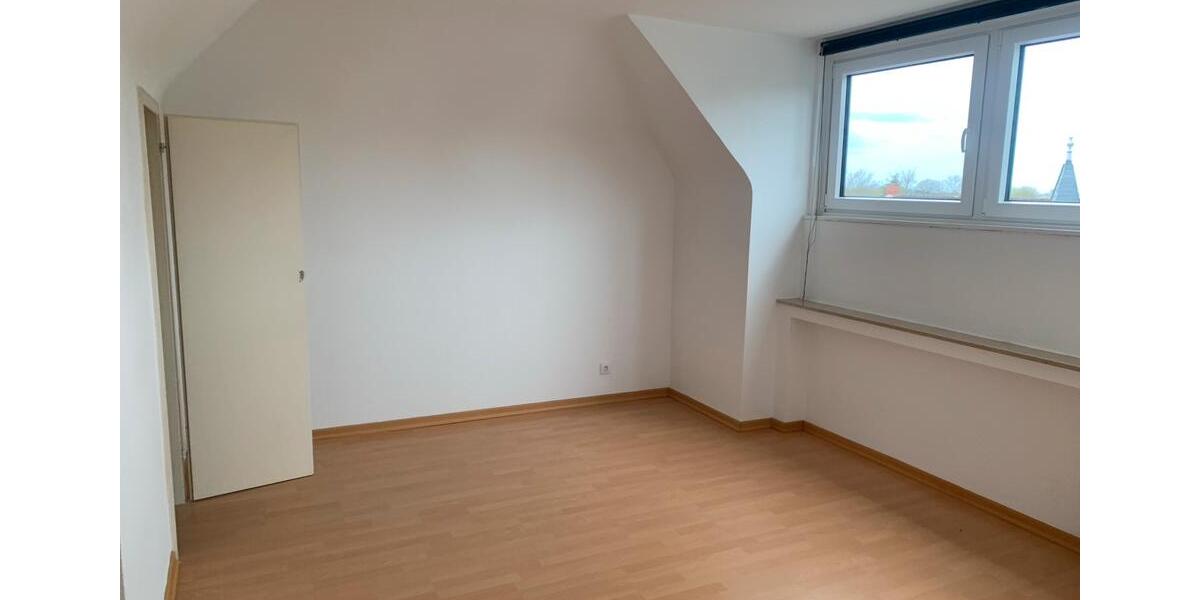 Dachgeschoßwohnung Haan - 2 Zimmer, 50 m&sup2;, 500&euro; | Angebot:26603546