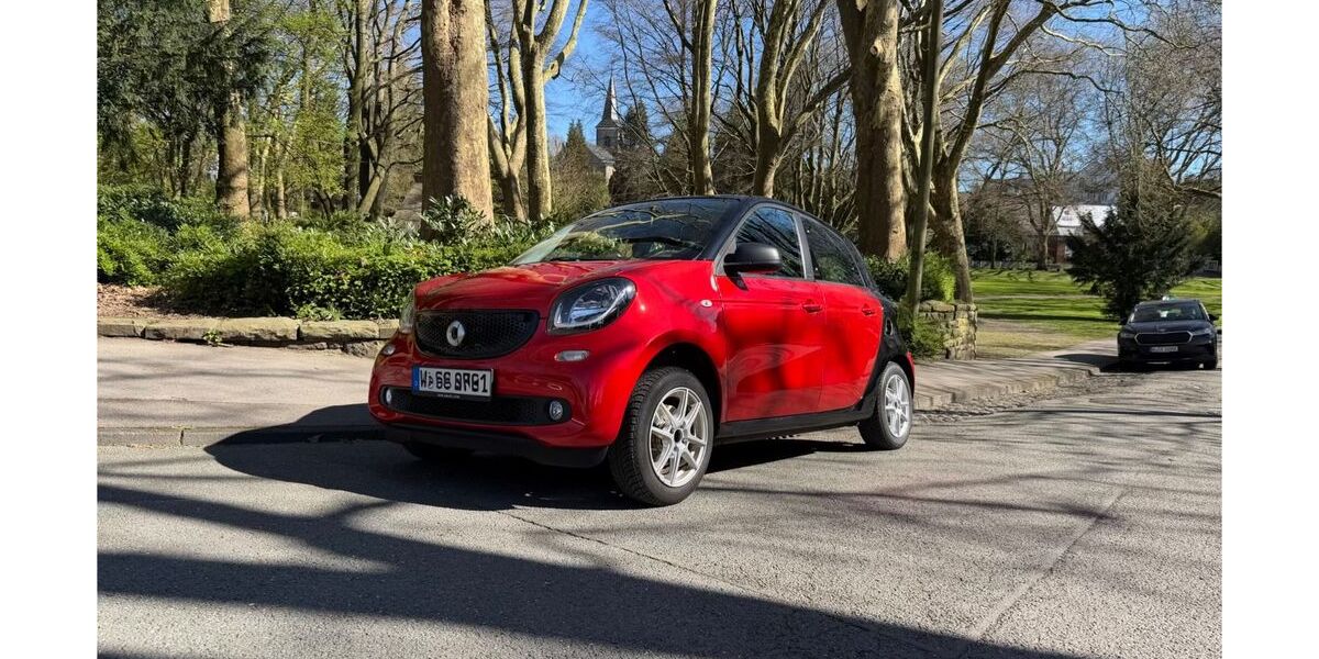 Smart ForFour 66.224 km 7.500 &euro; Wuppertal 42349