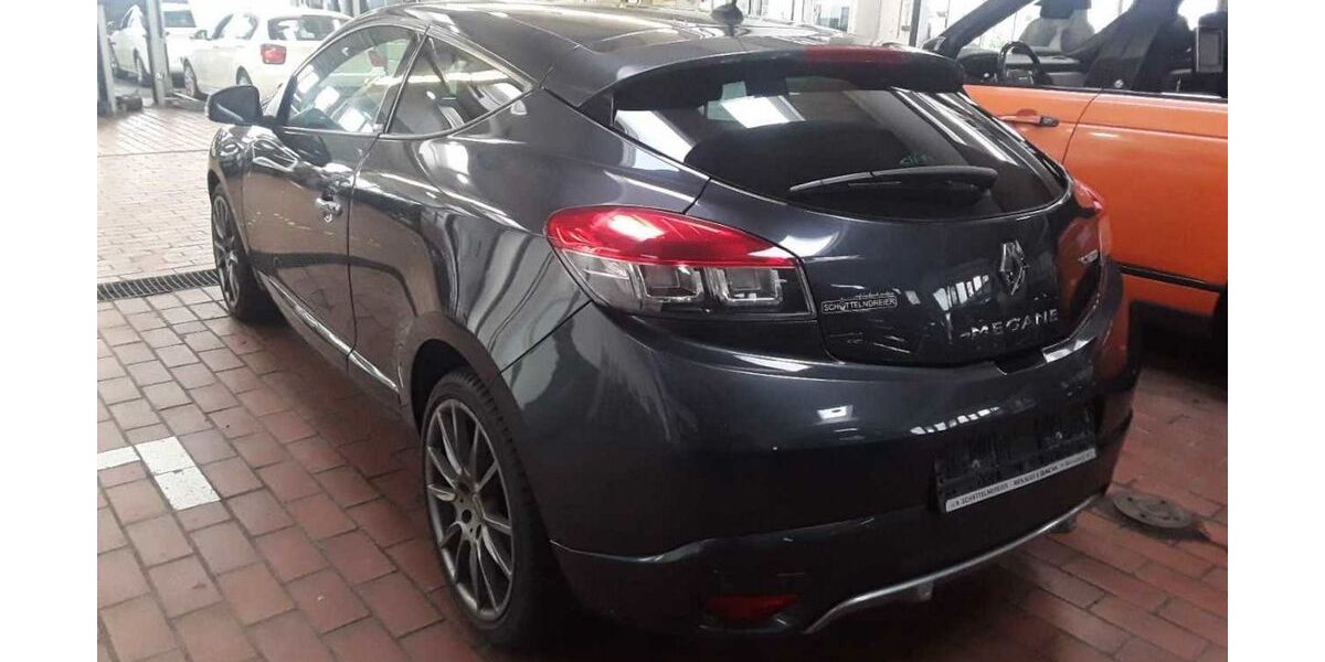 Renault Megane 107.450 km 8.898 &euro; Düsseldorf 40597