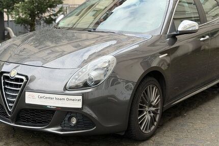 Alfa Romeo Giulietta 145.000 km 7.950 &euro; Mettmann Stadtwald Bahnhof 40822