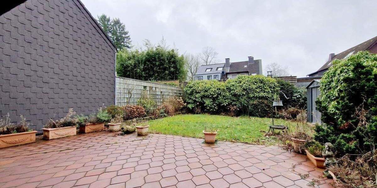 Einfamilienhaus Mülheim Holthausen - 5 Zimmer, 216 m&sup2;, 599.000&euro; | Angebot:25779202