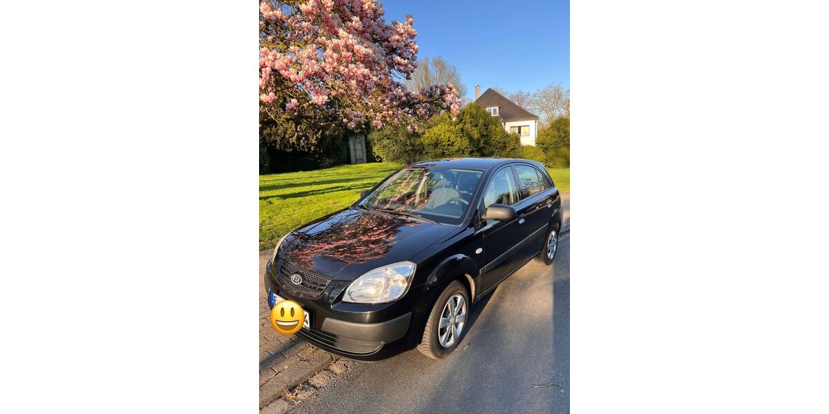 Kia Rio 181.000 km 1.900 &euro; Essen 45276