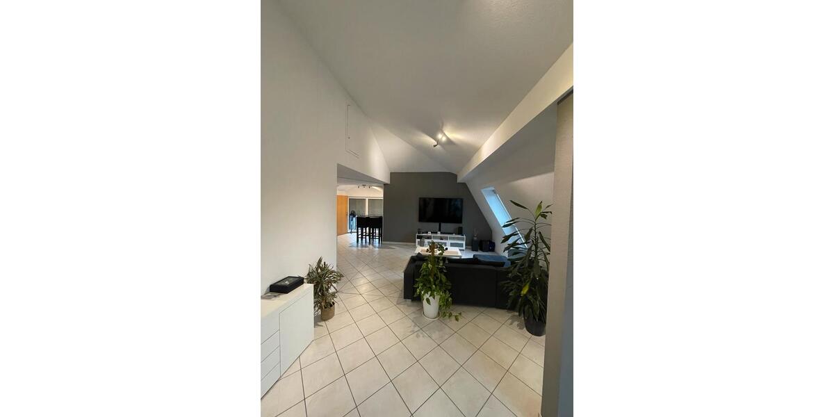 Dachgeschoßwohnung Halver - 2 Zimmer, 70 m&sup2;, 650&euro; | Angebot:26623819