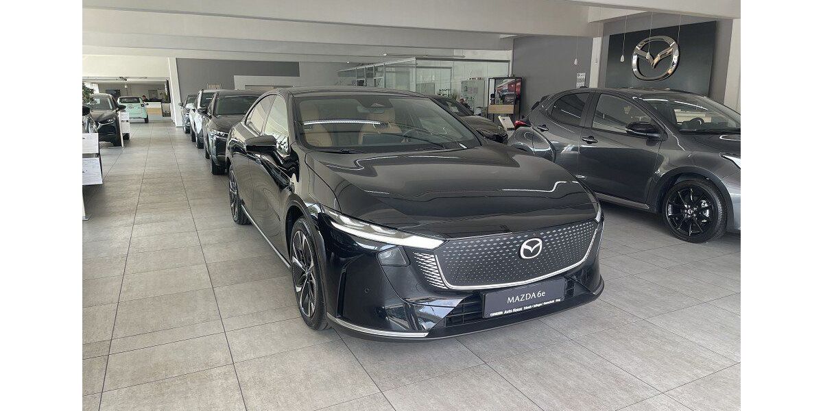 Mazda 6e 2.455 km 37.990 &euro; Remscheid 42855