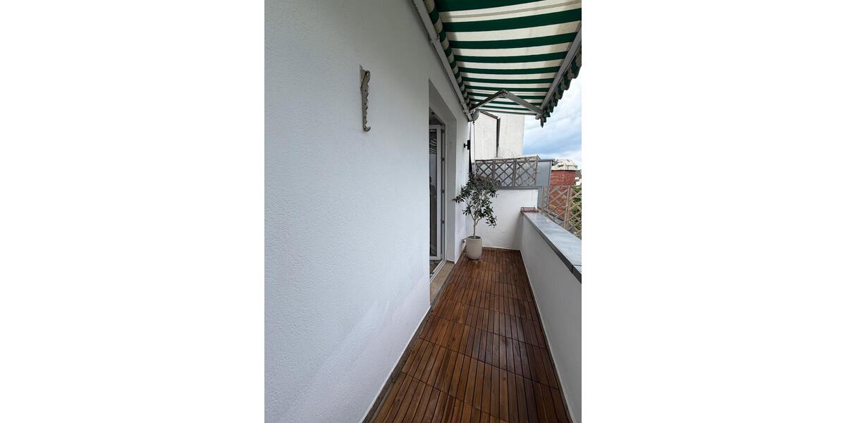 Etagenwohnung Düsseldorf Pempelfort - 2.5 Zimmer, 70 m&sup2;, 399.000&euro; | Angebot:26607184