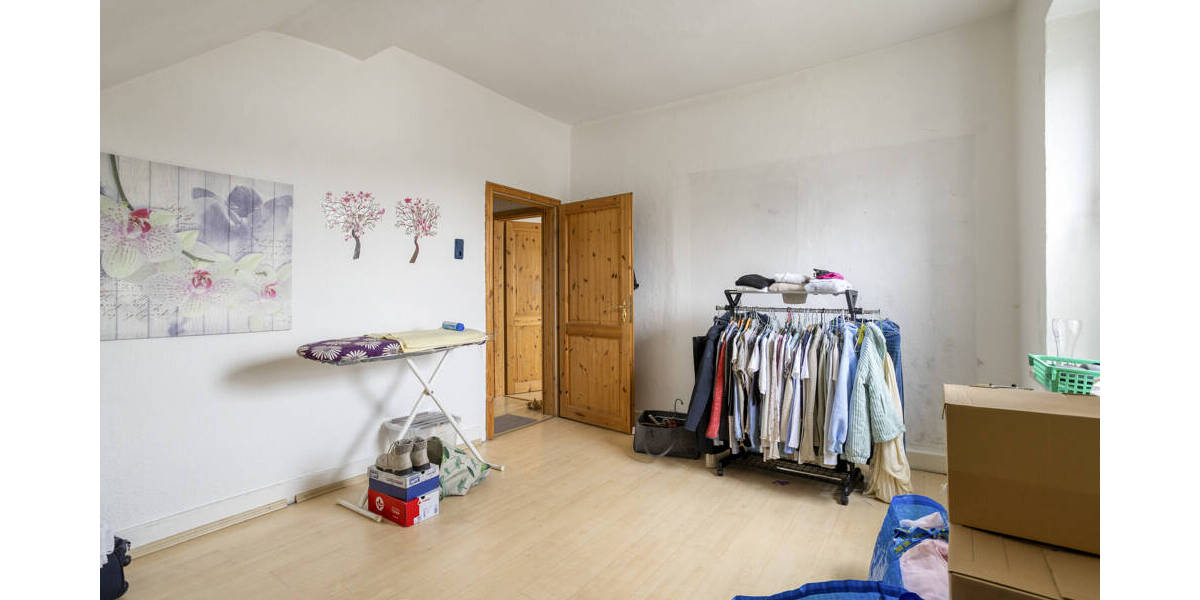 Handwerkerobjekt mit Potenzial in guter Lage von Solingen-Merscheid - Mehrfamilienhaus, Wohnhaus Solingen / Merscheid Merscheid | Angebot:26000750