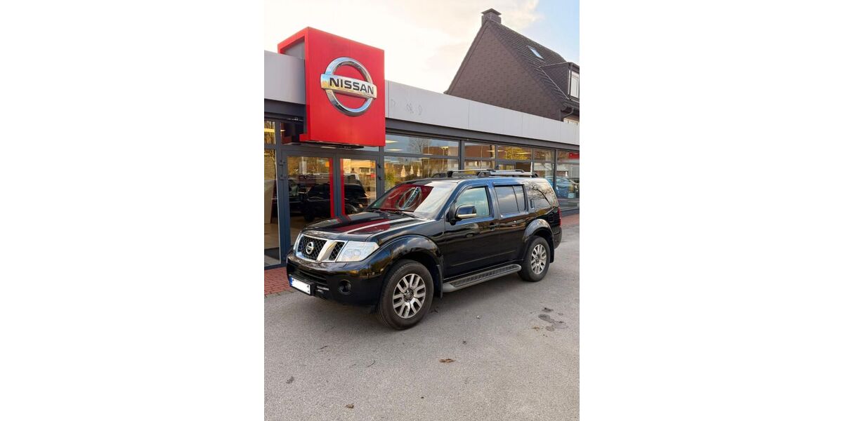Nissan Pathfinder 250.000 km 8.000 &euro; Essen 45356