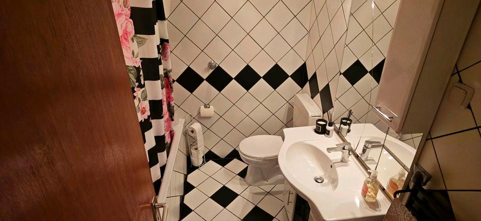 Etagenwohnung Essen Stadtbezirk VI - 3 Zimmer, 75 m&sup2;, 570&euro; | Angebot:26036374