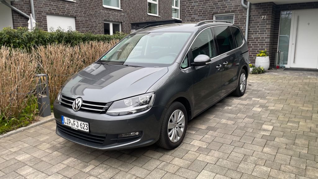 VW Sharan 206.000 km 12.499 &euro; Gelsenkirchen 45899