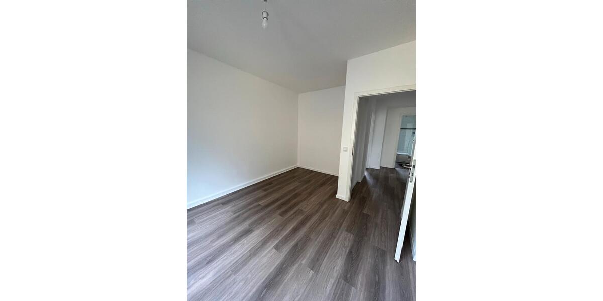 Etagenwohnung Erkrath - 3 Zimmer, 65 m&sup2;, 740&euro; | Angebot:26603541