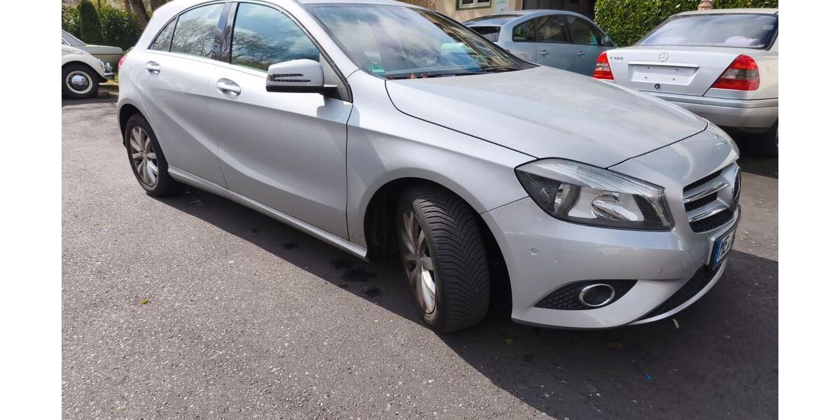 Mercedes-Benz A 200 115.000 km 10.900 &euro; Erkrath (Hochdahl) 40699