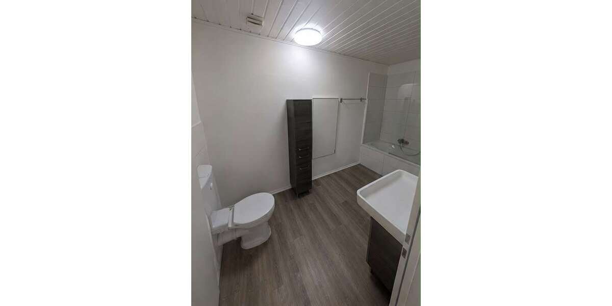 Etagenwohnung Witten Heven - 3.5 Zimmer, 81 m&sup2;, 650&euro; | Angebot:27277922