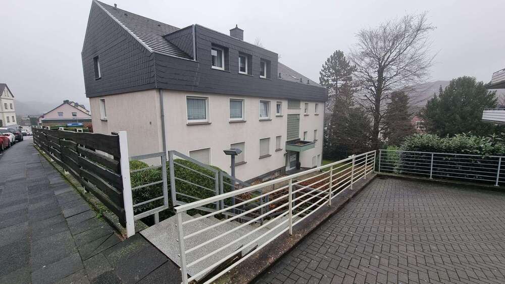 Etagenwohnung Hagen Hohenlimburg Hohenlimburg - 3 Zimmer, 93 m&sup2;, 595&euro; | Angebot:26630691