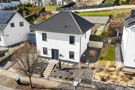 Haus Breckerfeld - 4 Zimmer, 125 m&sup2;, 599.000&euro; | Angebot:25393491