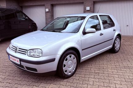 VW Golf 98.000 km 3.100 &euro; Solingen 42699