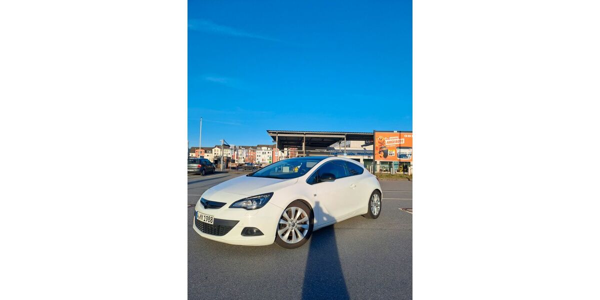 Opel Astra 130.000 km 5.699 &euro; Wuppertal 42349