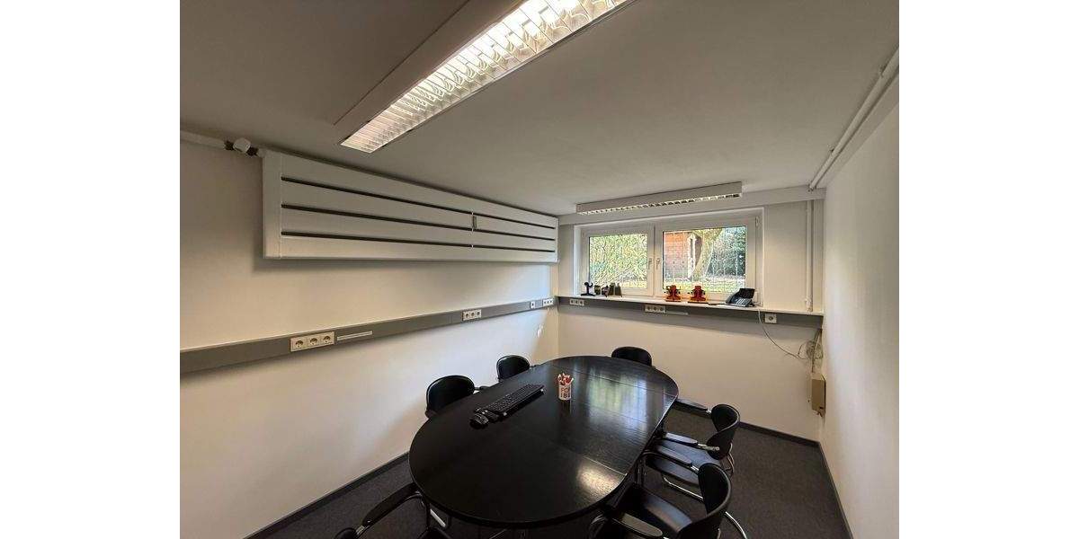 Gewerbeobjekt Essen Holsterhausen - 1.720&euro; | Angebot:25899800