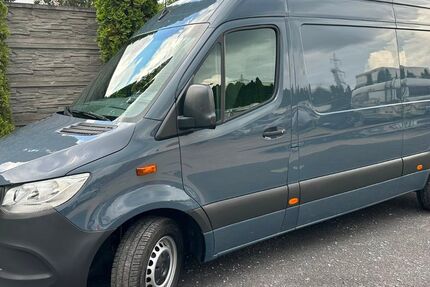 Mercedes-Benz Sprinter 77.499 km 22.900 &euro; Hilden 40721
