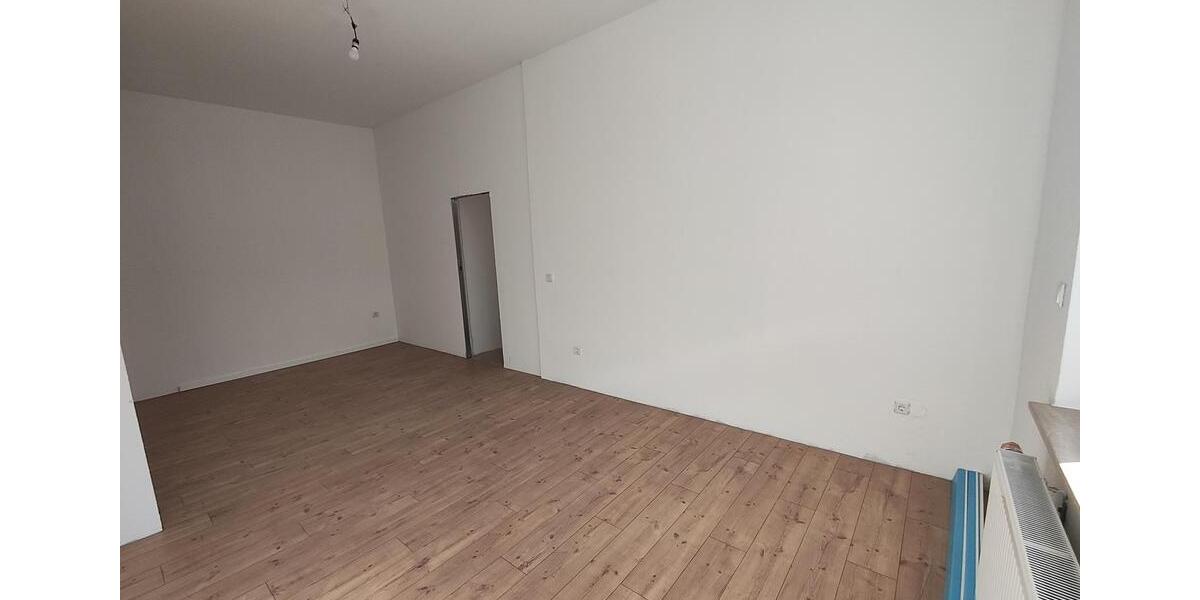 Erdgeschoßwohnung Essen Stadtbezirk VII - 4.5 Zimmer, 165 m&sup2;, 1.600&euro; | Angebot:25757008