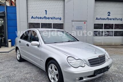 Mercedes-Benz C 180 92.260 km 5.750 &euro; Düsseldorf 40589