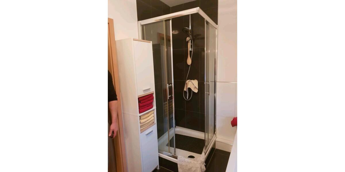 Dachgeschoßwohnung Solingen - 3 Zimmer, 100 m&sup2;, 1.190&euro; | Angebot:25974947