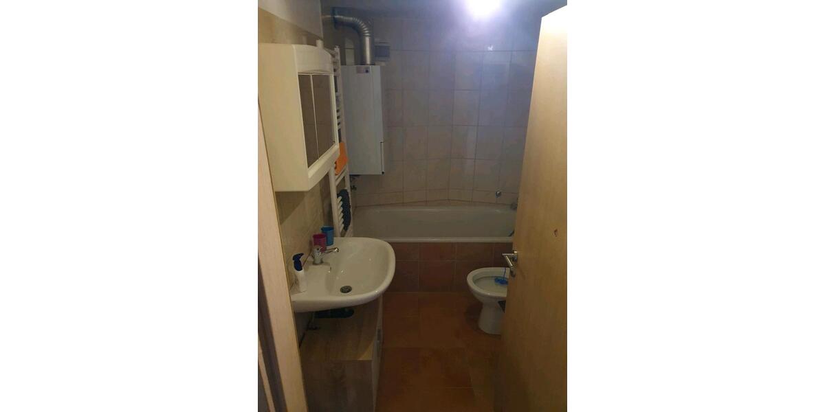 Dachgeschoßwohnung Düsseldorf Stadtbezirk 6 - 1.5 Zimmer, 150.000&euro; | Angebot:22471527