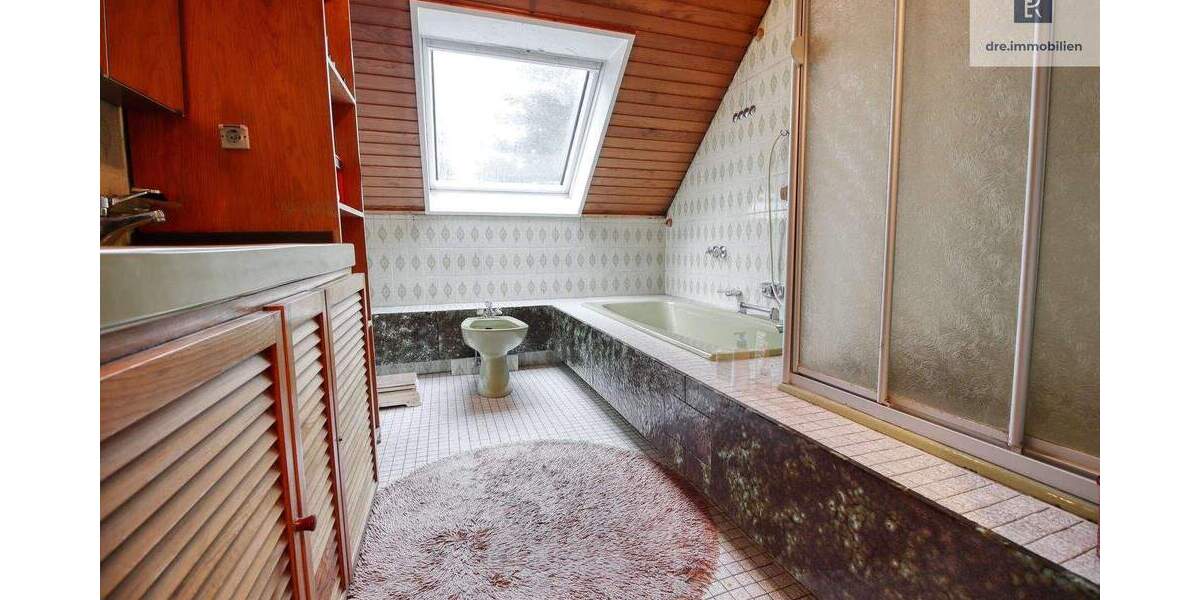 Einfamilienhaus Düsseldorf Eller - 1 Zimmer, 600 m&sup2;, 1.340.000&euro; | Angebot:25688976