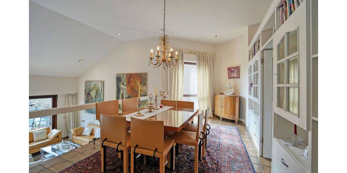 Einfamilienhaus Bochum Stiepel - 5 Zimmer, 257 m&sup2;, 1.175.000&euro; | Angebot:26037413