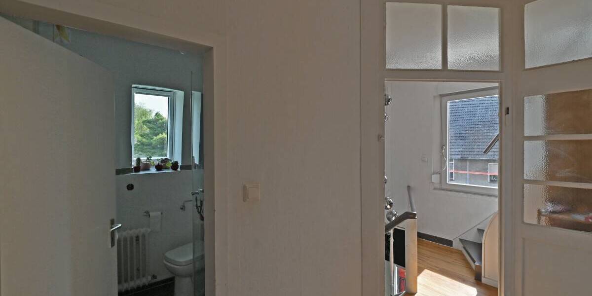 Einfamilienhaus Essen Kettwig - 6 Zimmer, 102 m&sup2;, 695.000&euro; | Angebot:26656733