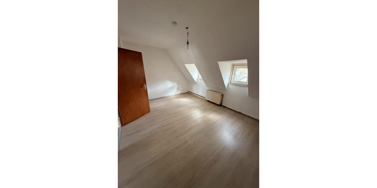 Dachgeschoßwohnung Heiligenhaus - 2 Zimmer, 50 m&sup2;, 450&euro; | Angebot:25882194