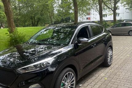 Hyundai TUCSON 83.000 km 15.500 &euro; Hagen 58099