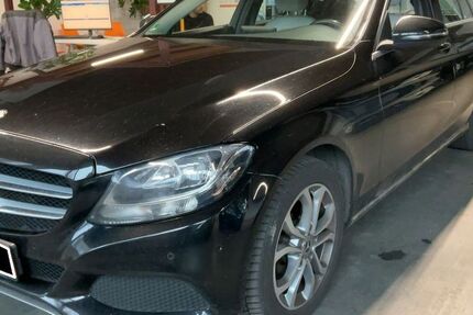 Mercedes-Benz C 200 217.000 km 12.900 &euro; Wuppertal 42329