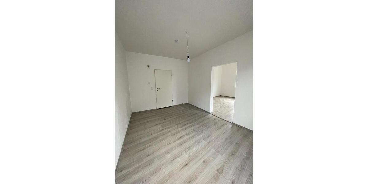 Etagenwohnung Gelsenkirchen Rotthausen - 2 Zimmer, 48 m&sup2;, 480&euro; | Angebot:26589324