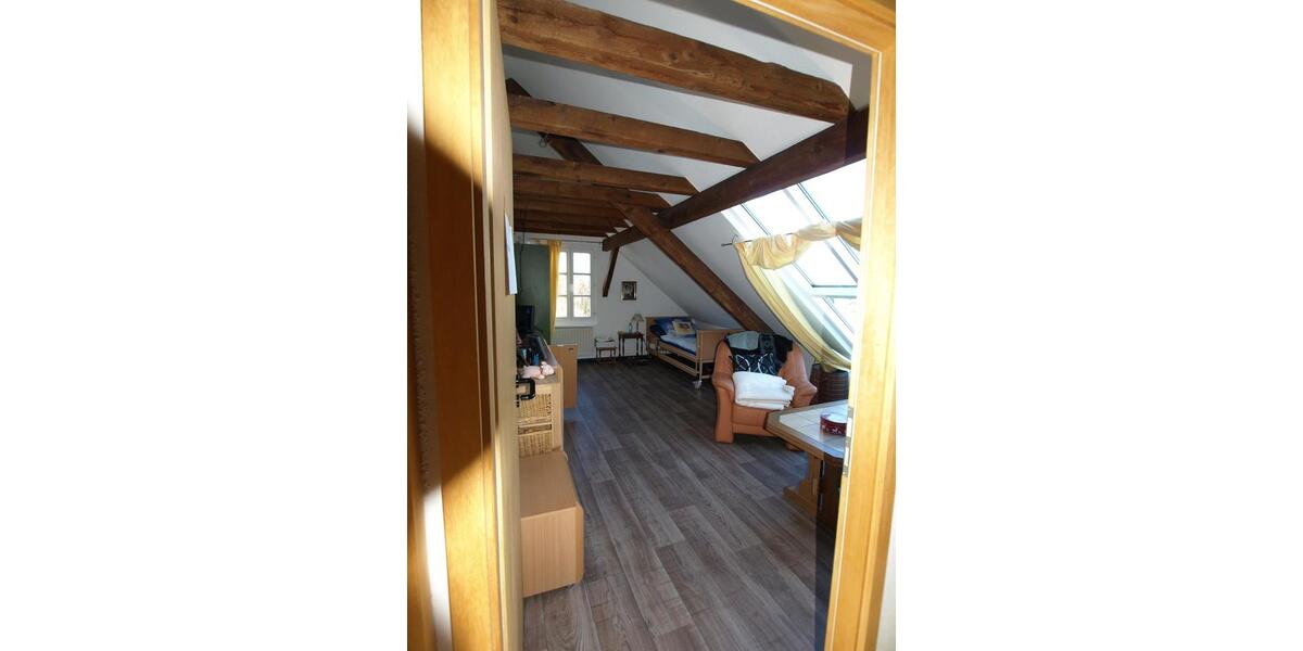 Einfamilienhaus Wermelskirchen - 16 Zimmer, 350 m&sup2;, 3.000&euro; | Angebot:26495527