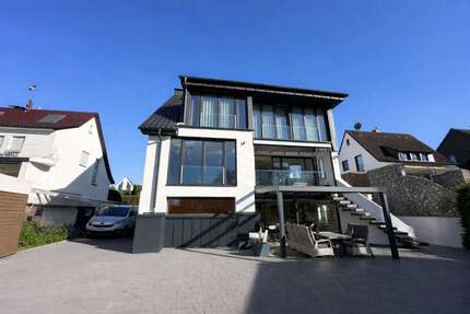 Haus Solingen / Wald Wald - 8 Zimmer, 323 m&sup2;, 1.190.000&euro; | Angebot:26042441