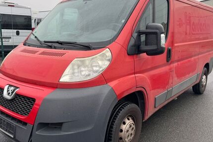 Peugeot Boxer 120.000 km 2.699 &euro; Essen 45356