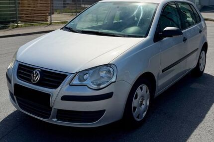 VW Polo 133.590 km 2.399 &euro; Langenfeld 40764