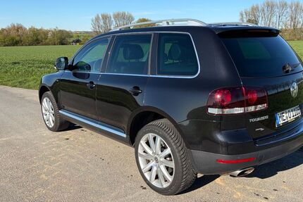 VW Touareg 288.000 km 5.200 &euro; Mettmann 40822