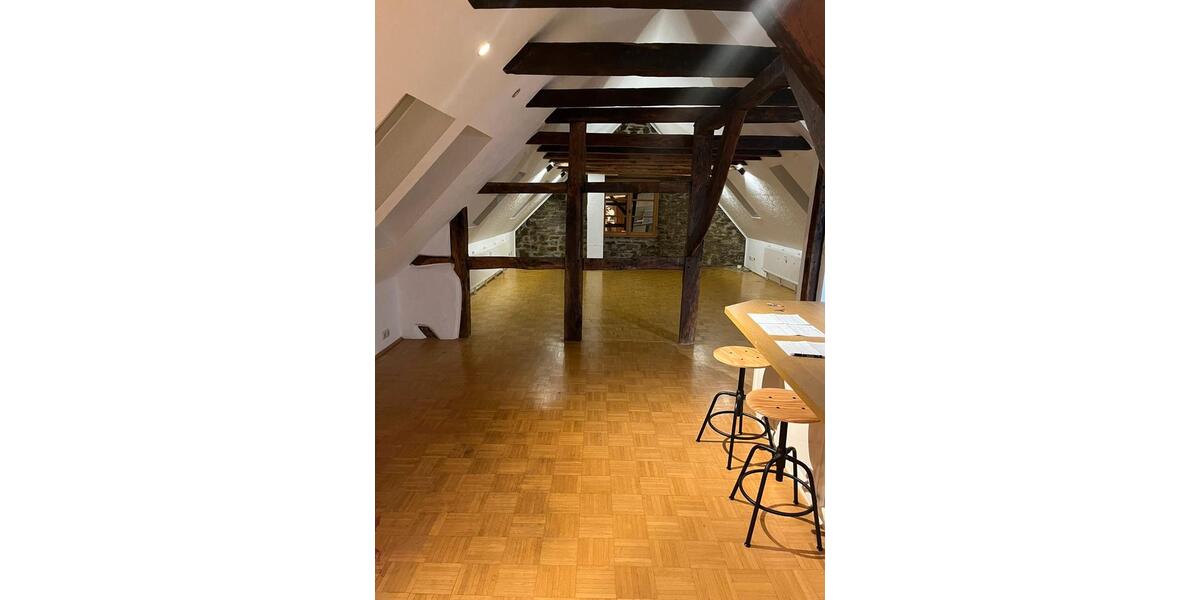 Dachgeschoßwohnung Essen Stadtbezirk IX - 1.5 Zimmer, 98 m&sup2;, 790&euro; | Angebot:26492816