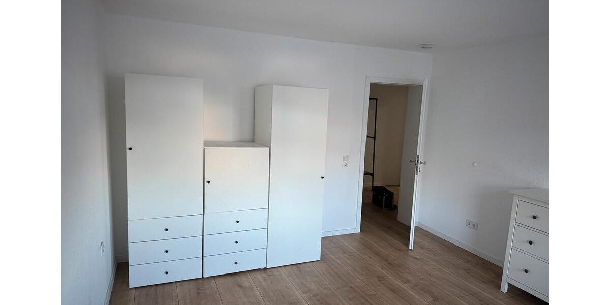 Etagenwohnung Wuppertal Gemarkung Vohwinkel - 1.5 Zimmer, 50 m&sup2;, 700&euro; | Angebot:26250716