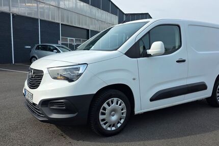 Opel Combo 47.640 km 10.400 &euro; Solingen 42699