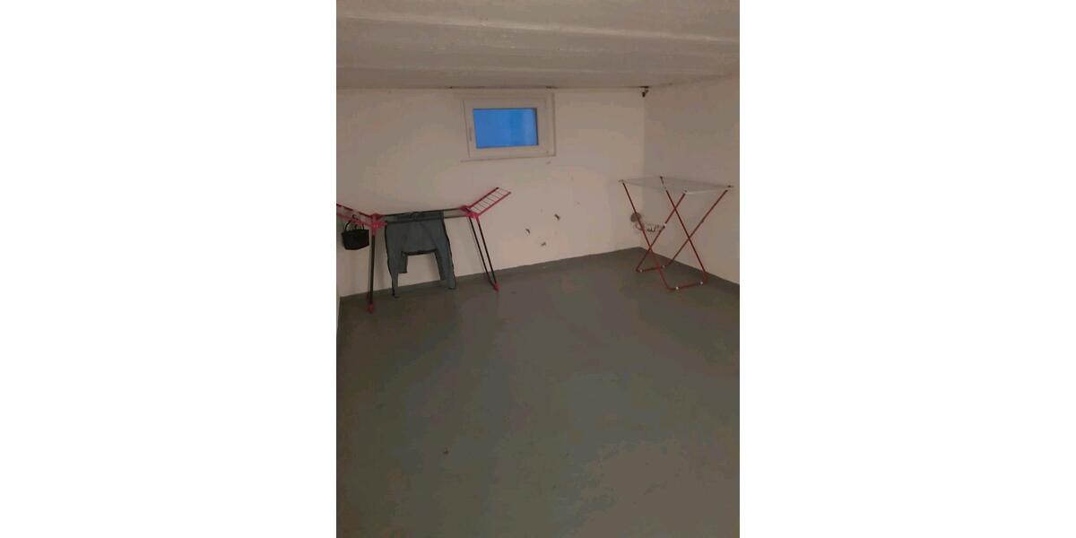 Dachgeschoßwohnung Solingen - 3 Zimmer, 100 m&sup2;, 1.190&euro; | Angebot:25974947