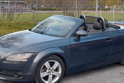 Audi TT 212.000 km 7.850 &euro; Düsseldorf 40225
