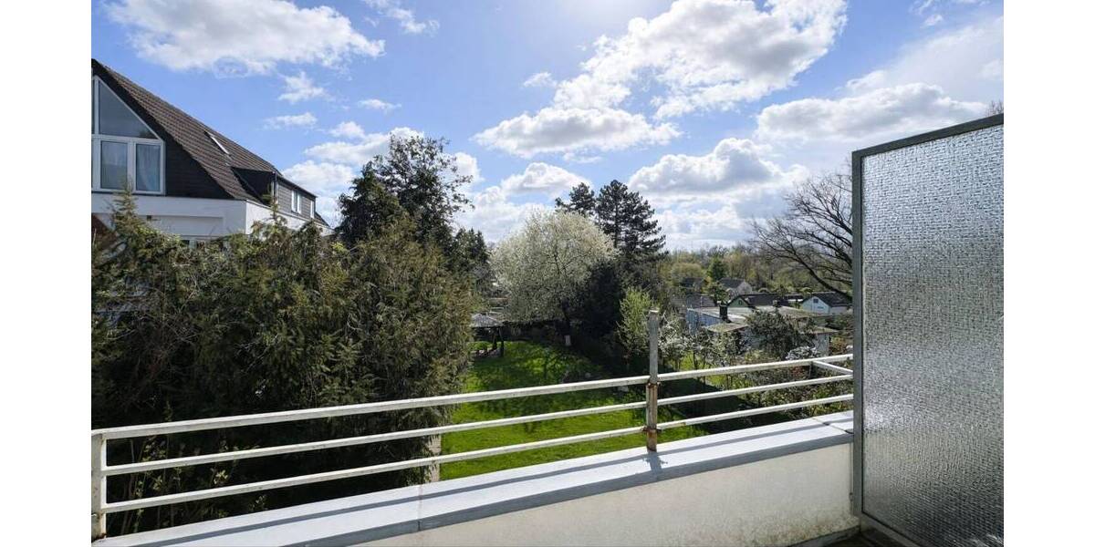 Etagenwohnung Düsseldorf Holthausen - 3 Zimmer, 87 m&sup2;, 1.200&euro; | Angebot:25910739