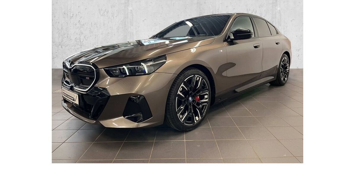 BMW i5 16.757 km 78.850 &euro; Solingen 42719