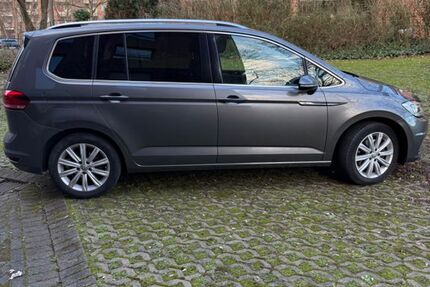 VW Touran 195.000 km 13.150 &euro; Düsseldorf 40229