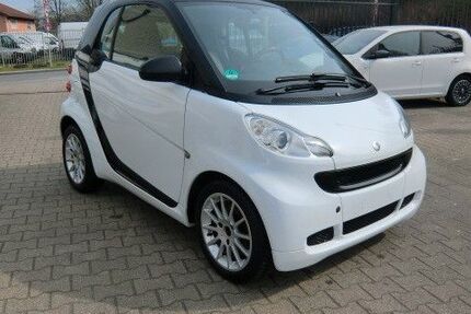 Smart ForTwo 151.362 km 2.988 &euro; Essen 45326